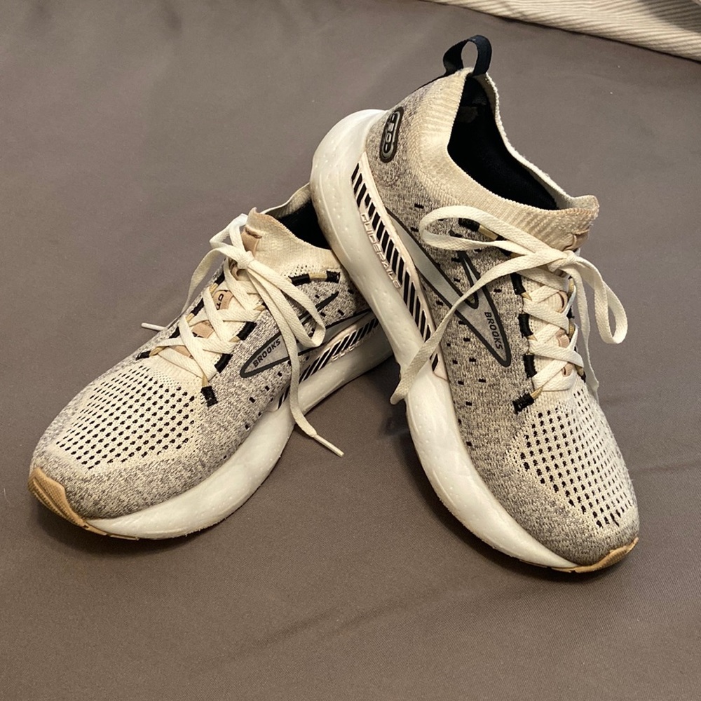 Brooks Glycerin GTS Sz. 7 white